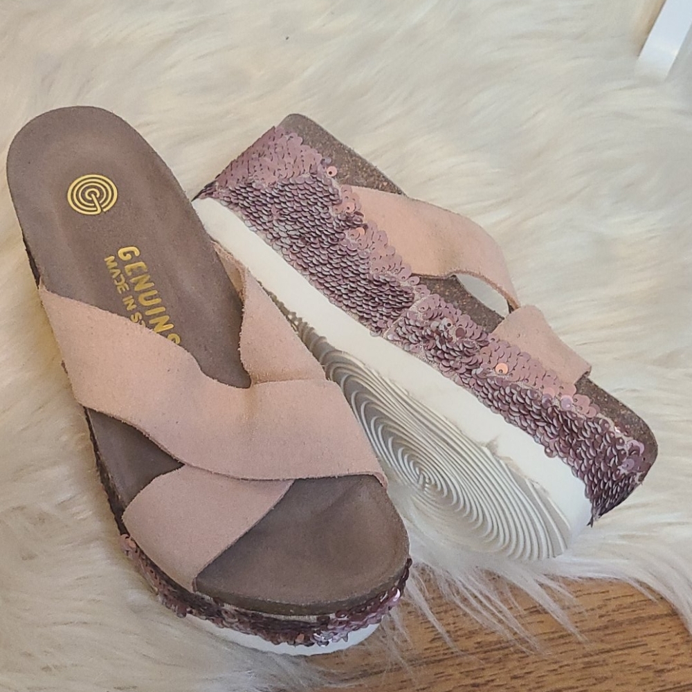 Genuins pink sequin platform sandals size 7